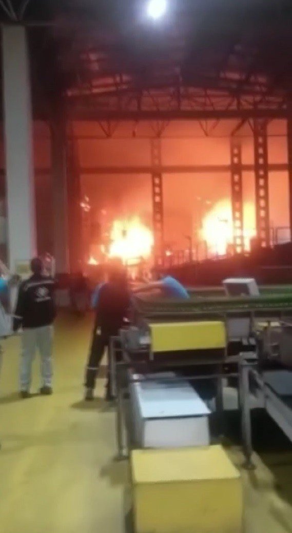 Bursa’da Fabrikada Korkutan Yangın