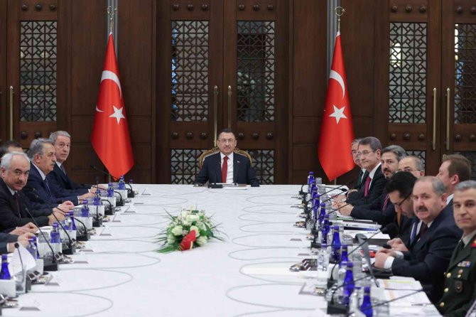 Cumhurbaşkanı Yardımcısı Oktay, Msb’nin Düzenleme İhtiyaçlarına Yönelik Toplantıya Başkanlık Etti