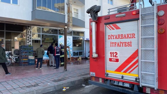 Yemek Fabrikası Bacasında Biriken Yağ, Yangına Sebep Oldu