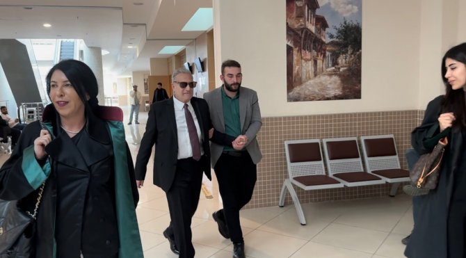 Mehmet Ali Erbil, Taciz İddiasıyla Hakim Karşısına Çıktı: “Tuzağa Geldim”