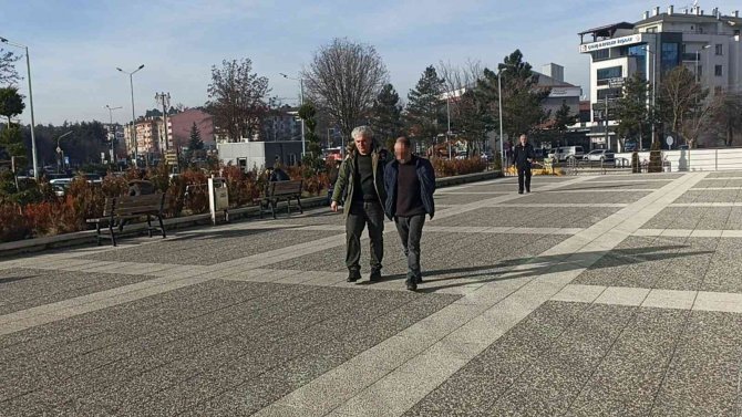 Bolu’da Tır’ın Kupasına Saklanmış Vaziyette 3 Kilogram 28 Gram Uyuşturucu Madde Ele Geçirildi
