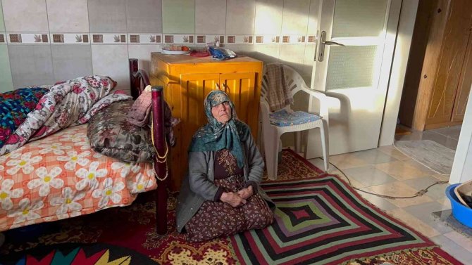 Böyle Vicdansızlık Görülmedi, 96 Yaşındaki Kadına Soygun Eziyeti