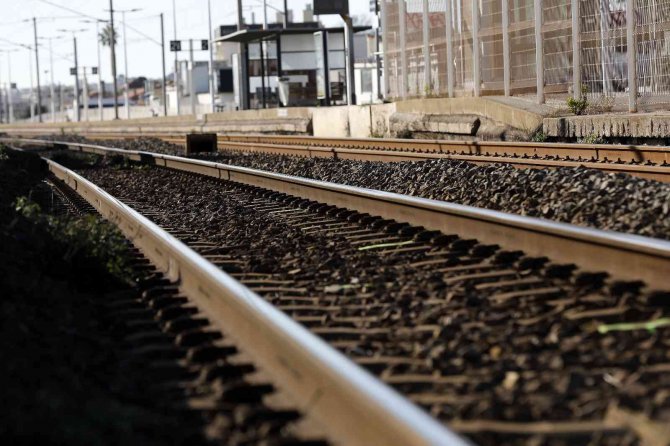 Fransa’da Emeklilik Yaşının Yükseltilmesine Karşı Binlerce Kişi Sokağa Çıktı