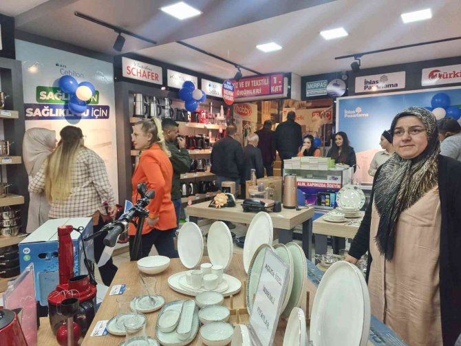 İ̇hlas Mağazası’nın 162’nci Şubesi Kozan’da Açıldı