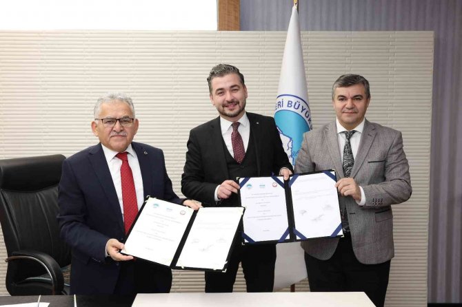 Büyükşehir Kaymek’ten Türkiye’de Bir İlk: Eczacı Asistanlığı Kursu