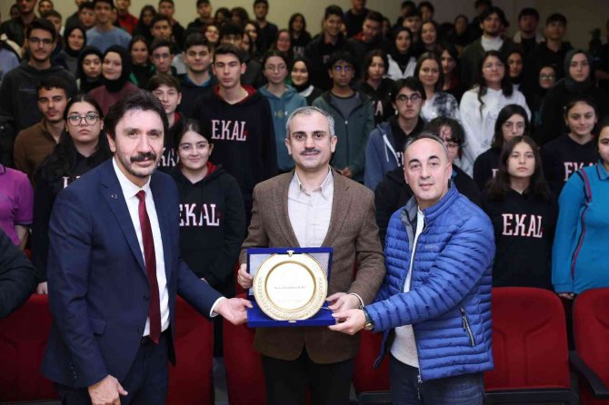 Başkan Çiftçi, 5 Okul Arazisi Ürettiklerinin Müjdesini Verdi