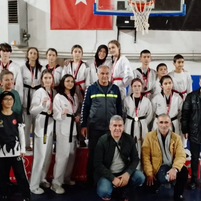 Köyceğizli Taekwondo Sporcuları Madalyalara Ambargo Koydu