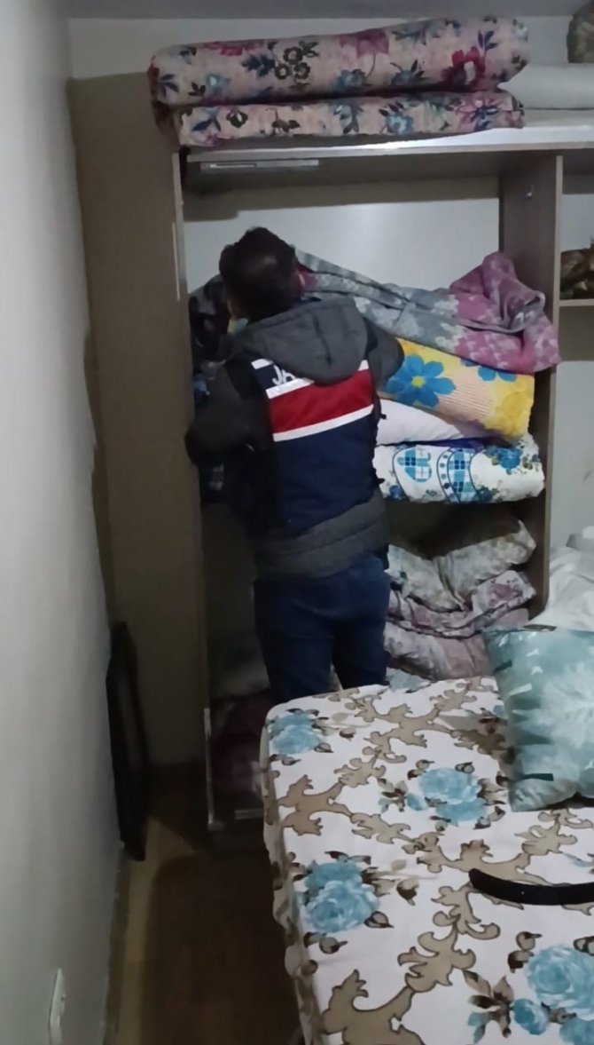 Piyasa Değeri 250 Bin Tl Olan Esrar Ve Uyuşturucu Madde Ele Geçirildi