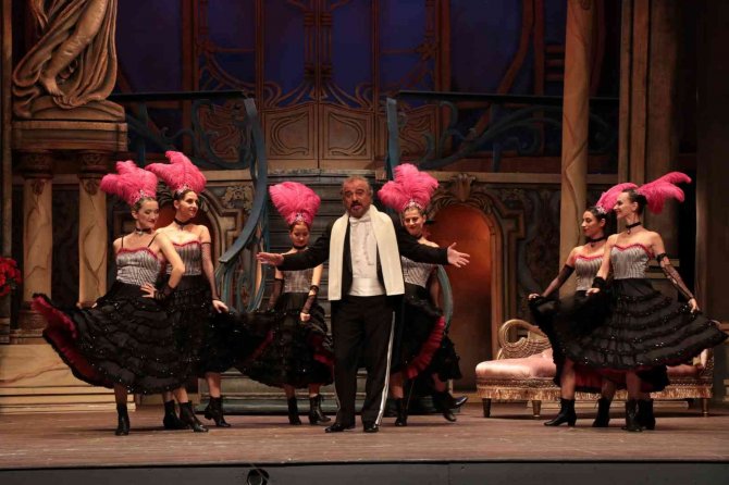 Mdob, ’Şen Dul’ Operati İle Yeniden Sahnede Olacak