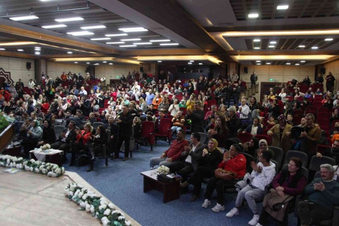 Şehzadeler Hem Tsm Korosu, Seyircilere Unutulmaz Bir Gece Yaşattı