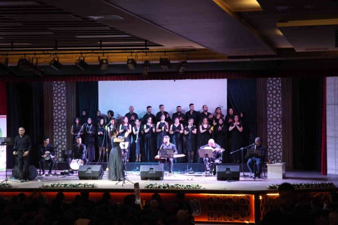 Şehzadeler Hem Tsm Korosu, Seyircilere Unutulmaz Bir Gece Yaşattı