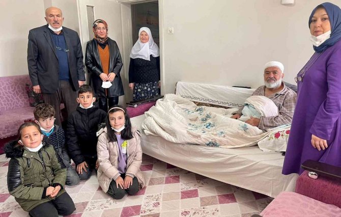 Minik Öğrenciler, Kıbrıs Gazisi Amcalarını Unutmadı