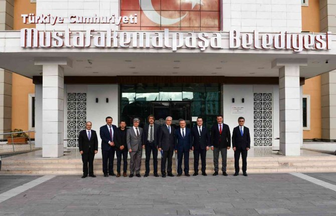 Mustafakemalpaşa Tıbbi Aromatik Demostrasyon Protokolü Yenilendi