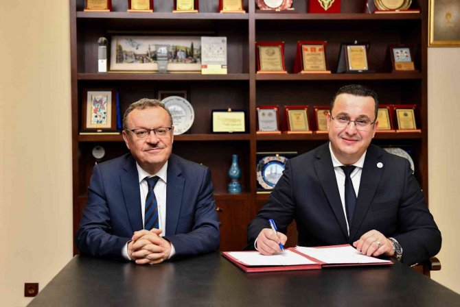 Mustafakemalpaşa Tıbbi Aromatik Demostrasyon Protokolü Yenilendi