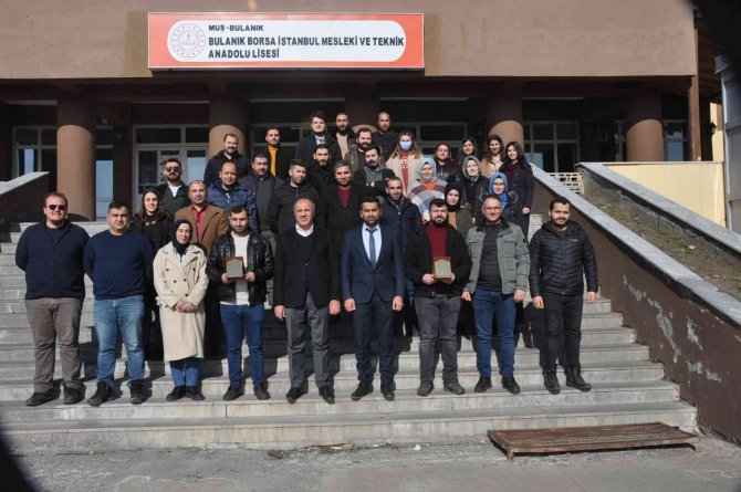 Bulanık İ̇mkb’de Tayini Çıkan Öğretmenlere Veda Yemeği