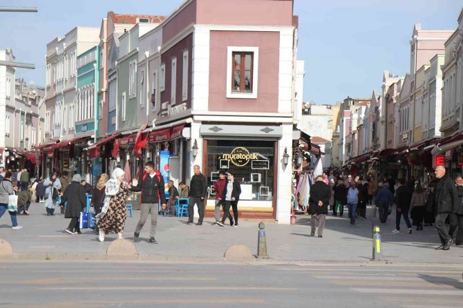 Ocak Ayının Ortasında Yazdan Kalma Günler Yaşanıyor