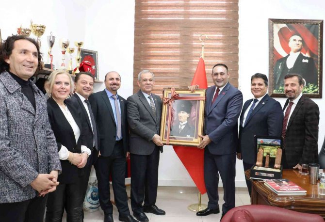 Başkan Yılmaz: "Basın Mensuplarımıza Destek Olmaya Devam Edeceğiz"