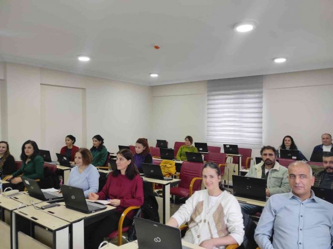 Tunceli’nin Seminer Ve Kurs Başarısı