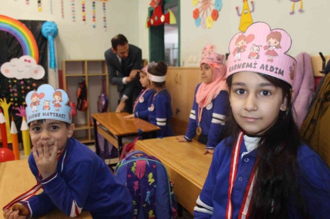 Yalova’da 56 Bin Öğrenci Karne Heyecanı Yaşadı