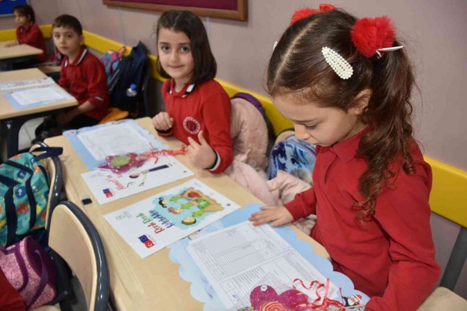 Uzmanından ’Karne Alan Çocuklara Yaklaşım’ Önerisi