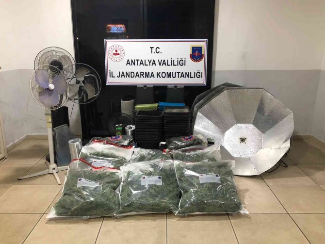 Manavgat’ta Uyuşturucu Operasyonu