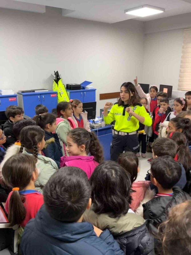 Bu Kez Öğrenciler Eğitim Almaya Kendileri Gitti