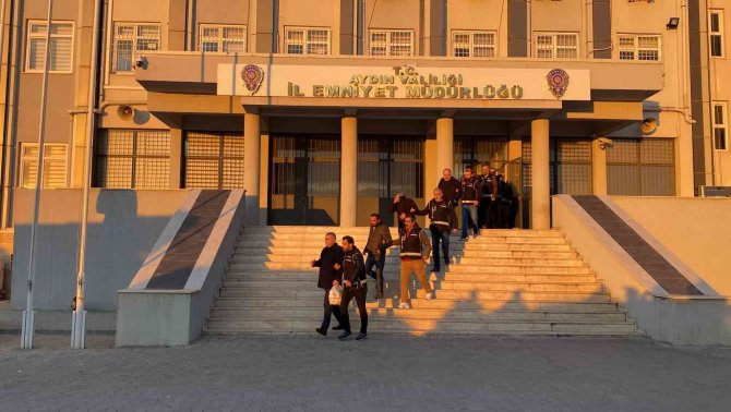 15 Bin Liraya ’Joker’li Rapor Oyununu Polis Bozdu: 15 Kişi Adliyeye Sevk Edildi