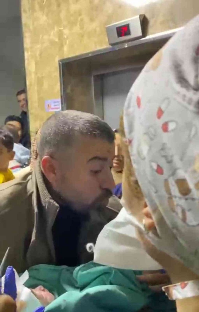 Şanlıurfa’da 18 Yıllık Çocuk Hasreti Dua, Gözyaşı Ve Zılgıtlarla Son Buldu