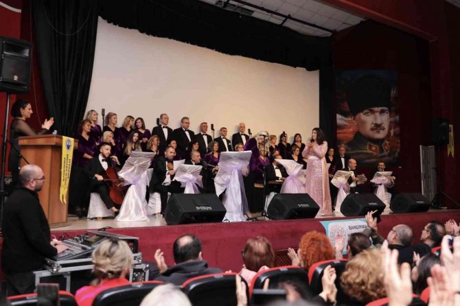 Bandırma Ve Gönen’de Türk Sanat Müziği Korosu Konseri Düzenlendi