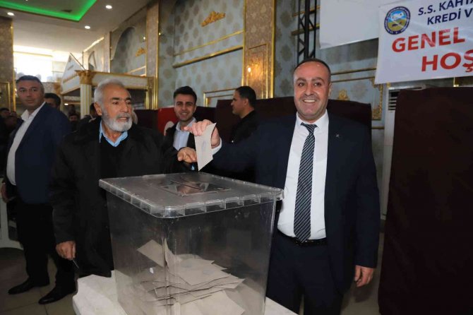 Başkan Ahmet Saray, Güven Tazeledi