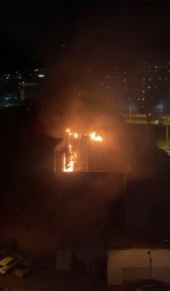 Alışveriş Merkezi’nde Yangın