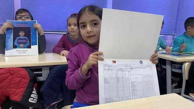 Çanakkale’de 83 Bin 689 Öğrenci Karne Aldı