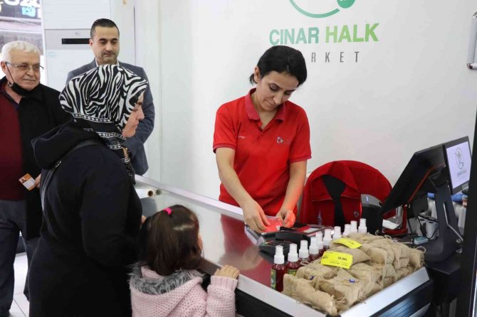 Toplanan Atıklar Çınarkart’la Paraya Dönüşüyor