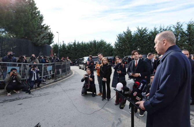 Cumhurbaşkanı Erdoğan: “Seçimle İlgili Yetkinin Kimde Olduğunu Bilmeyecek Kadar Cahillerin Eline Kaldık”