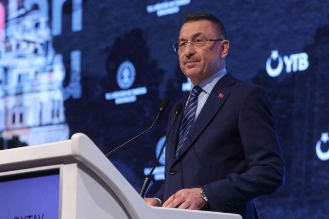 Cumhurbaşkanı Yardımcısı Oktay: "Hayatlarında Kağıt Uçak Katlayıp Uçuramamış Basiretsizler, Savunma Tarihine Geçen Milli Şirketlerimize Dil Uzatıyor"