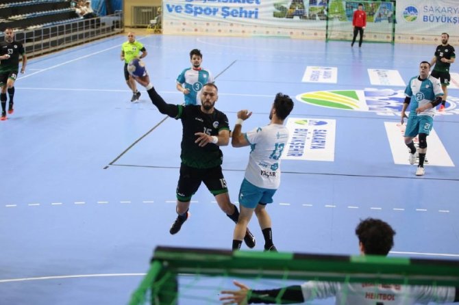 Hentbolda İkinci Devre Başlıyor: Büyükşehir Galibiyet İçin Parkeye Çıkacak