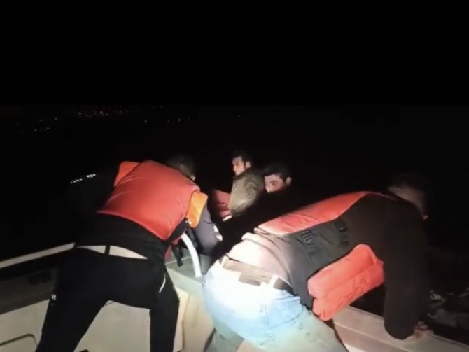 İ̇znik Gölü’nde Can Pazarı...böyle Kurtarıldılar