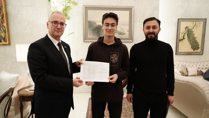 Japonca Öğrenen İ̇mam Hatip Lisesi Öğrencileri Karne Heyecanını Tokyo’da Yaşadı