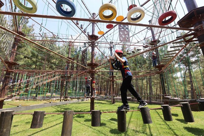 Heyecan Bahçesi Öğrencileri Bekliyor