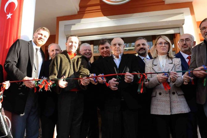 Karşıyaka Spor Kulübünün Müzesi Açıldı