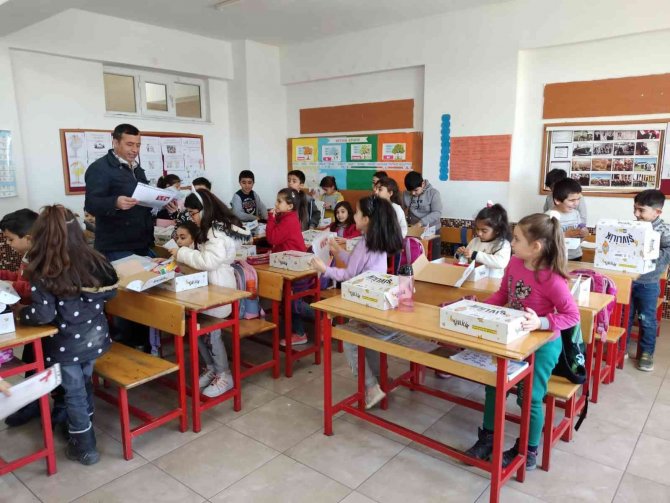 Kulu’da 7 Bin 694 Öğrenci Karne Aldı