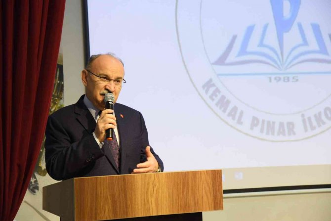 Manisa’da 263 Bin Öğrenci Ve 19 Bin Öğretmenin Yarıyıl Tatili Başladı