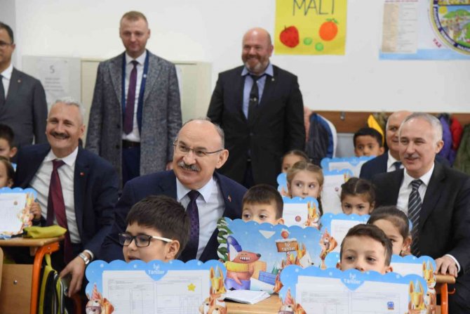 Manisa’da 263 Bin Öğrenci Ve 19 Bin Öğretmenin Yarıyıl Tatili Başladı