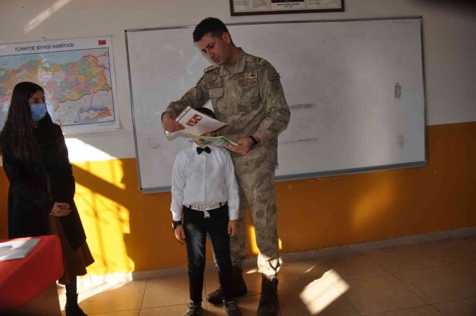 Bulanık’ta 22 Bin 500 Öğrenci Karne Aldı