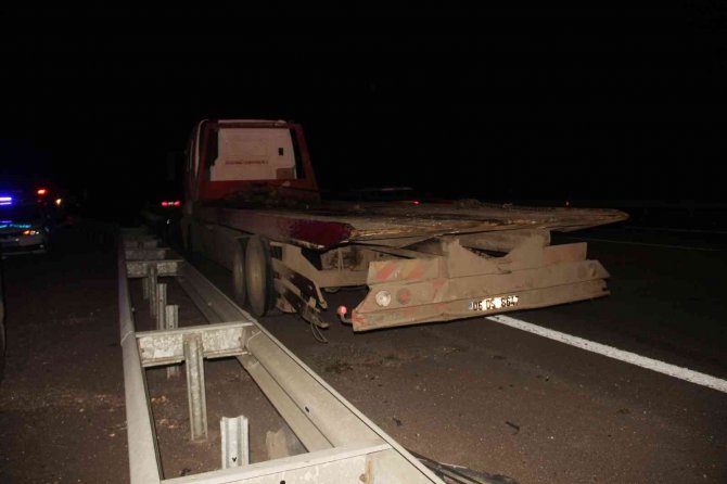 Şanlıurfa’da Otomobil Kurtarıcıya Çarptı: 4 Ölü
