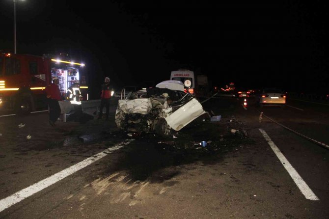 Şanlıurfa’da Otomobil Kurtarıcıya Çarptı: 4 Ölü