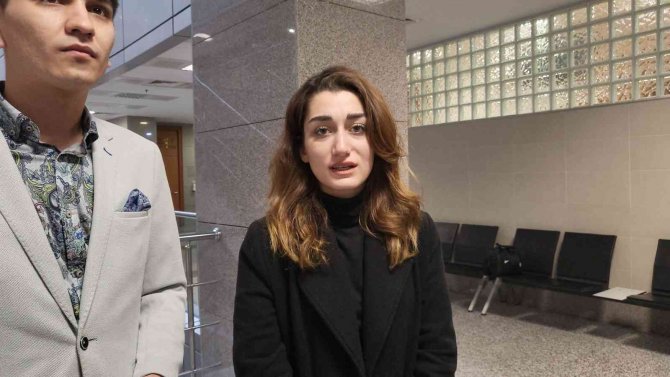 Öykü Uslu, Eski Sevgilisi Çağatay Akman’dan Şikayetini Geri Çekti