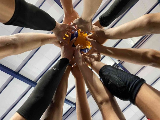 Hayallerimiz Var Diye Yola Çıktılar, Türkiye Şampiyonu Olma Yolunda  Yarı Finale Yükseldiler