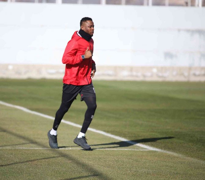 Sivasspor Çift Kale Maç Yaptı