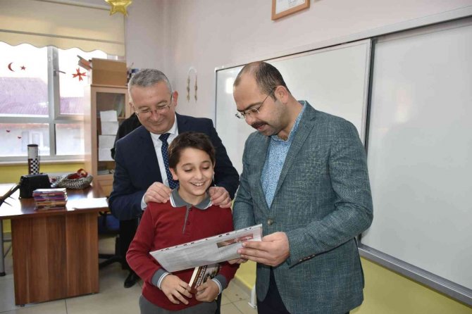 Başkan Kavakligil İle Öğrenci Arasında Gülümseten Sohbet